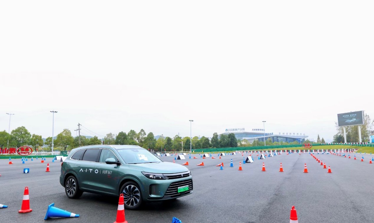 华为深度赋能AITO汽车｜贵阳暖春舒享试驾会即将开启