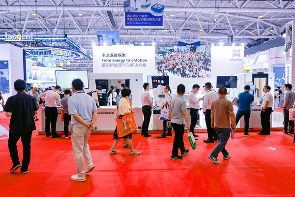 蔡司携尖端检测技术亮相2025中国国际电池展 助力全球新能源产业高质发展