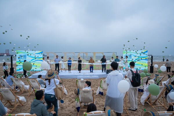 首届如是海沙滩公共艺术季:以"浔洄"之名,开启面向未来的艺术回望