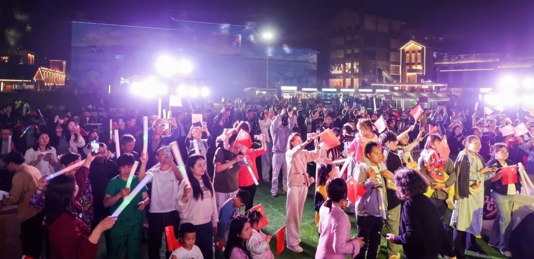 多彩星光秀丨贵阳夜生活新地标,你的舞台等你登场!