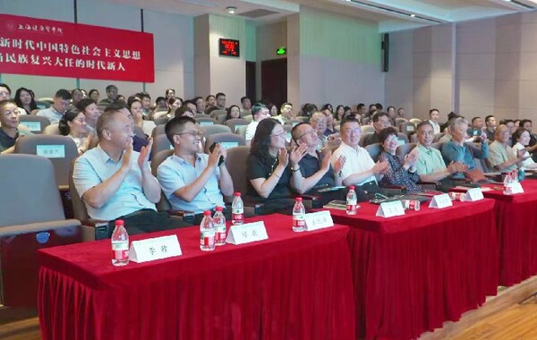 以AI之虚 强医养之实 构建医康养健心AD分级防控产业生态