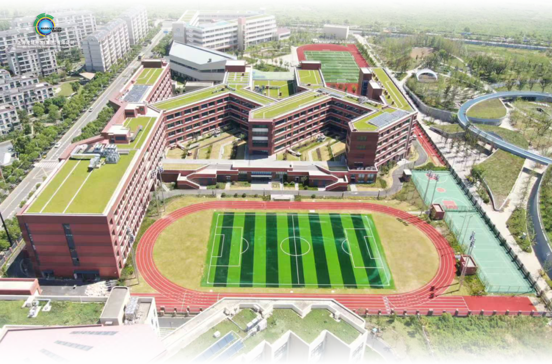 华东师范大学附属浦东临港高级中学建成交付,即将开门迎新