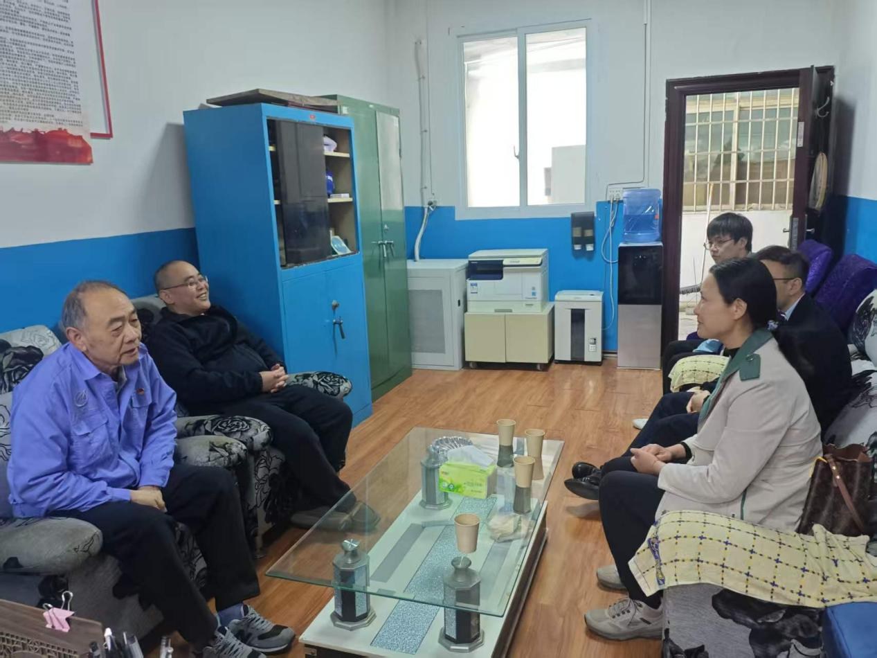 “人才唱戏、企业受益”贵阳经开区“博士解难题”首期活动走进企业一线