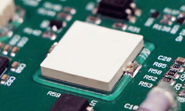 Dymax推出9310胶粘剂，打造高可靠性PCB加固解决方案